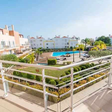 Cabanas Gardens By Algartur *